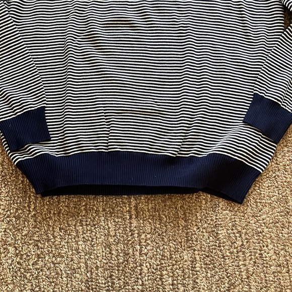 NEVER WORN cotton crewneck sweater - Picture 2 of 4